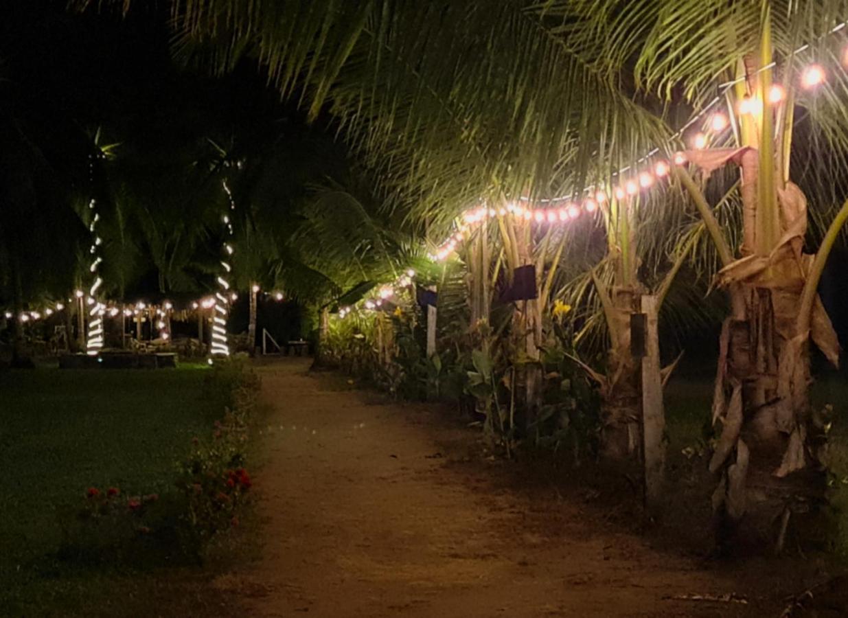 Show Pony Beach Resort And Suites Las Lajas  Exterior foto