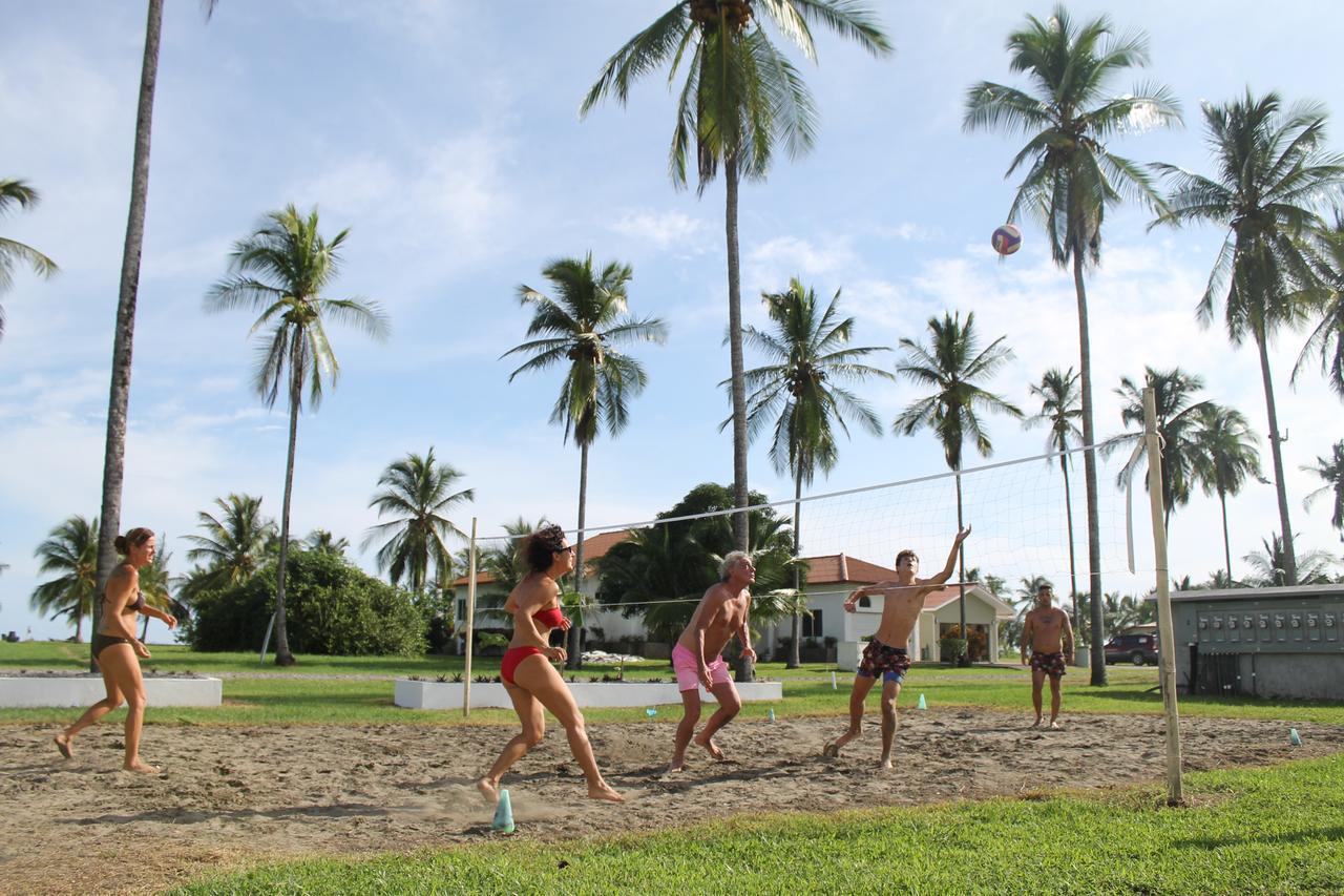 Show Pony Beach Resort And Suites Las Lajas  Exterior foto